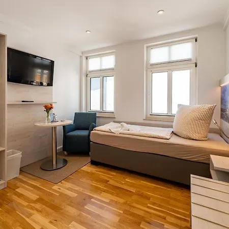 Im Schuh بيت ضيافة Sellin (Rugen)